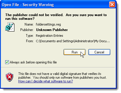 Security Warning dialog box about foldersettings.reg file